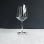 Red wine glass Aria