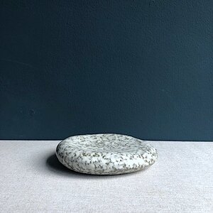 Bord Pillow Grey 16 cm [VERHUUR]