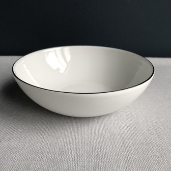 Ligne Noir bowl 15,5 cm