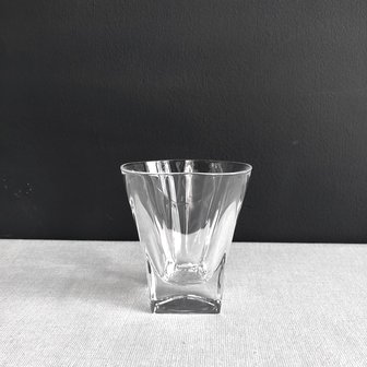 Fusion water glass