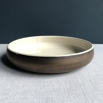 Bronze-beige deep plate