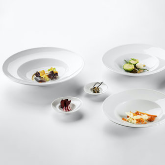 Bistro deep plate 23,5 cm