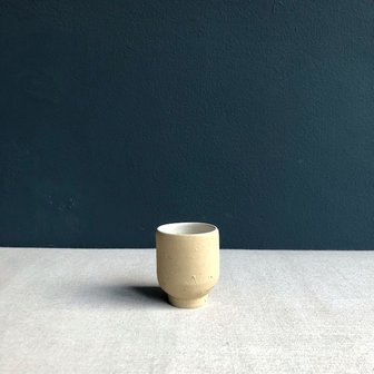 Piedi white espresso cup