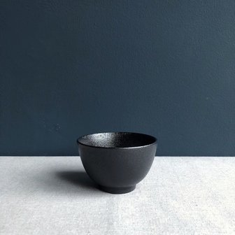 Black Dusk bowl 10 cm