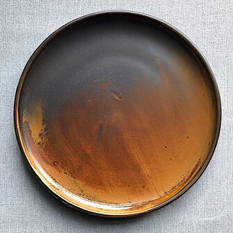 Escura plate brown 26 cm [RENTAL]