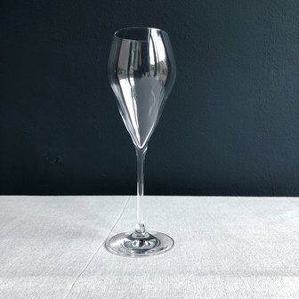 Cuv&eacute;e champagne glass