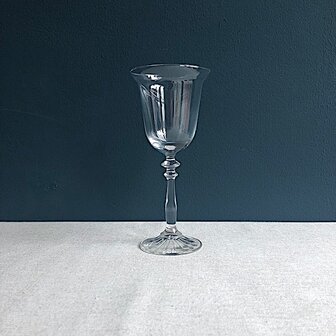1924 Wine glass