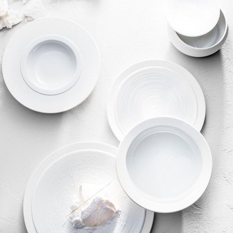 Pierre de Lune deep plate 23 cm