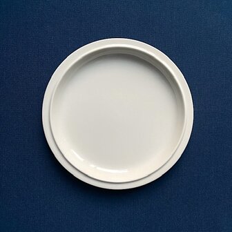 Eau plate 16 cm