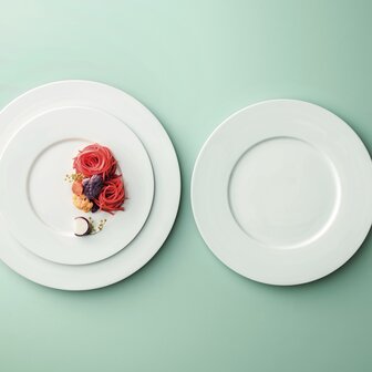 Collection L plate 28 cm