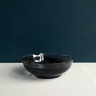 Kom Swirl Black 19,7 cm