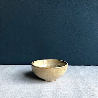 Escura bowl beige 11,5 cm [RENTAL]