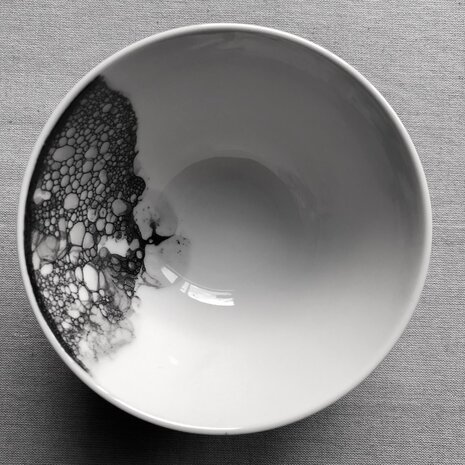 Bubble bowl black 15 cm
