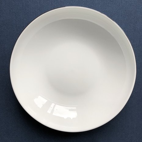 Ligne Noir deep plate