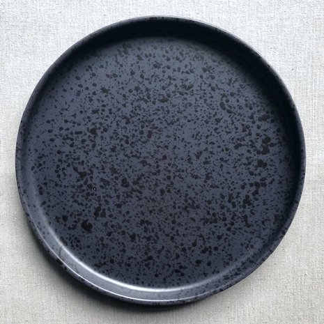 Shapes plate black 25,4 cm