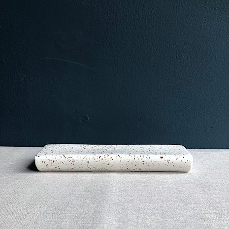 Plateau Shapes speckle 21x6 cm