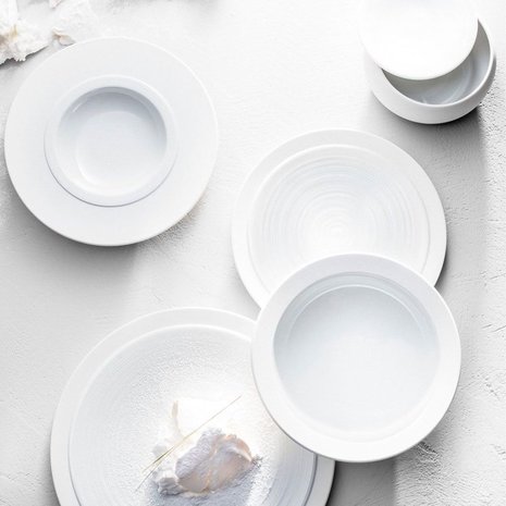 Pierre de Lune deep plate 23 cm
