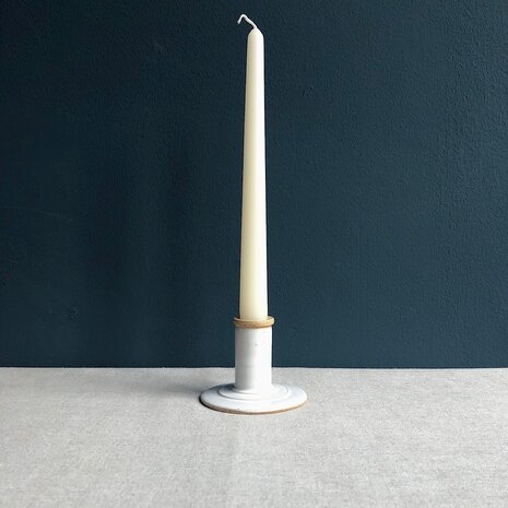 KAVW candle holder white/cream