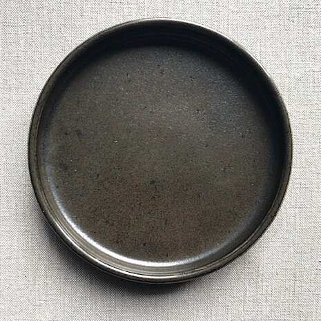 Black Ceres plate 13,5xH2 cm