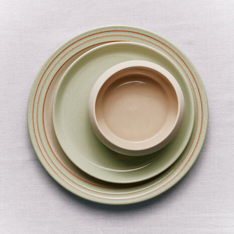 Heritage Orchard dinner plate [RENTAL]