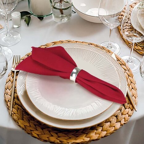 Treb napkin in red [RENTAL]