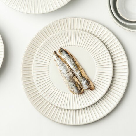 Brass White plate 20,5 cm