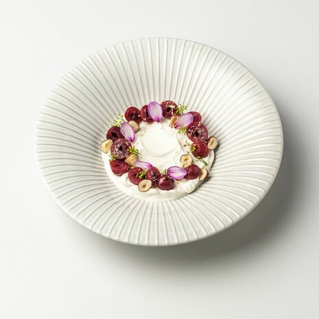Brass White deep plate 20,5 cm [RENTAL]