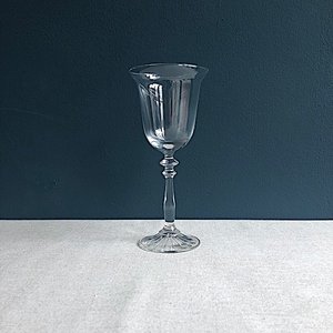 1924 Wine glass