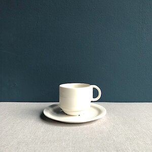 Porcelaine Royale saucer 14,5 cm