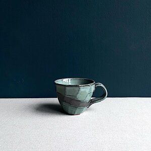 Blue Kinyo tea cup